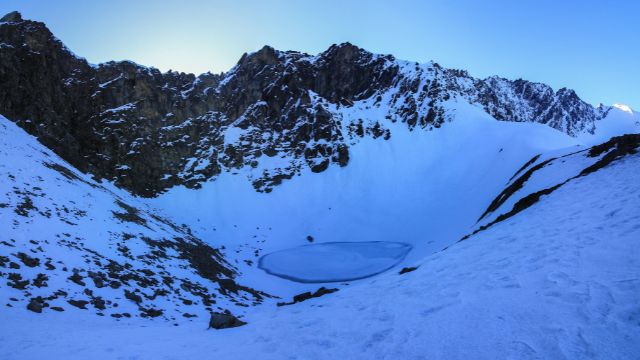 Roopkund Trek